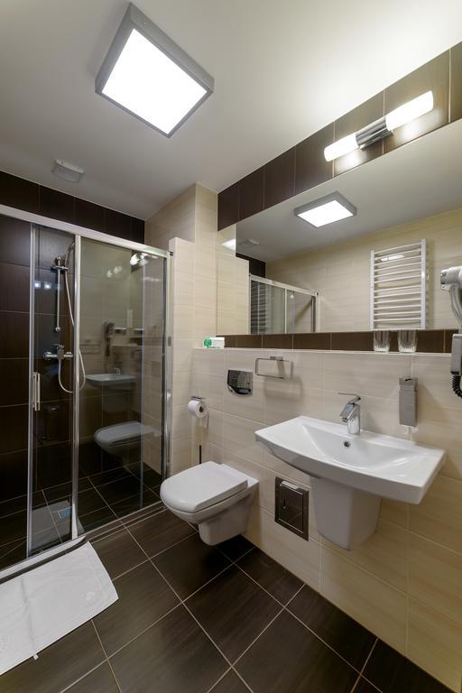 Ck Kalina Hotel Lądek-Zdrój Szoba fotó