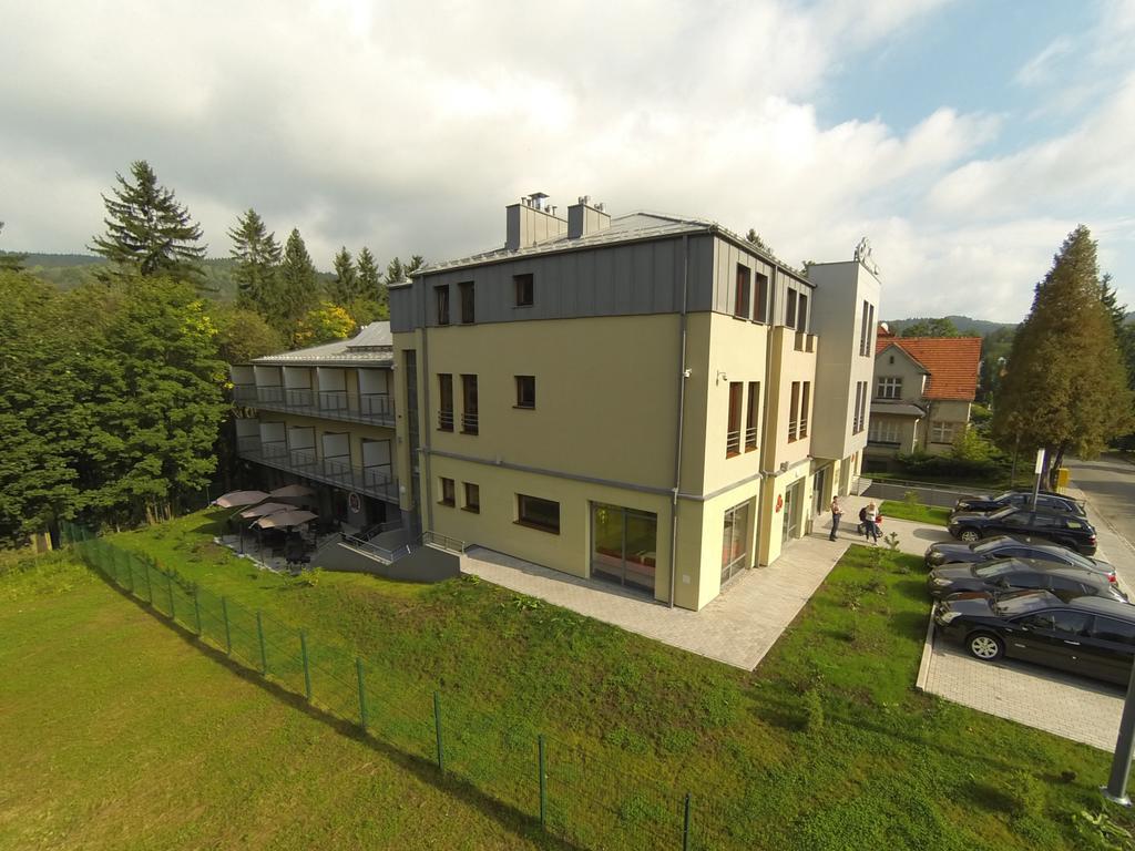 Ck Kalina Hotel Lądek-Zdrój Kültér fotó